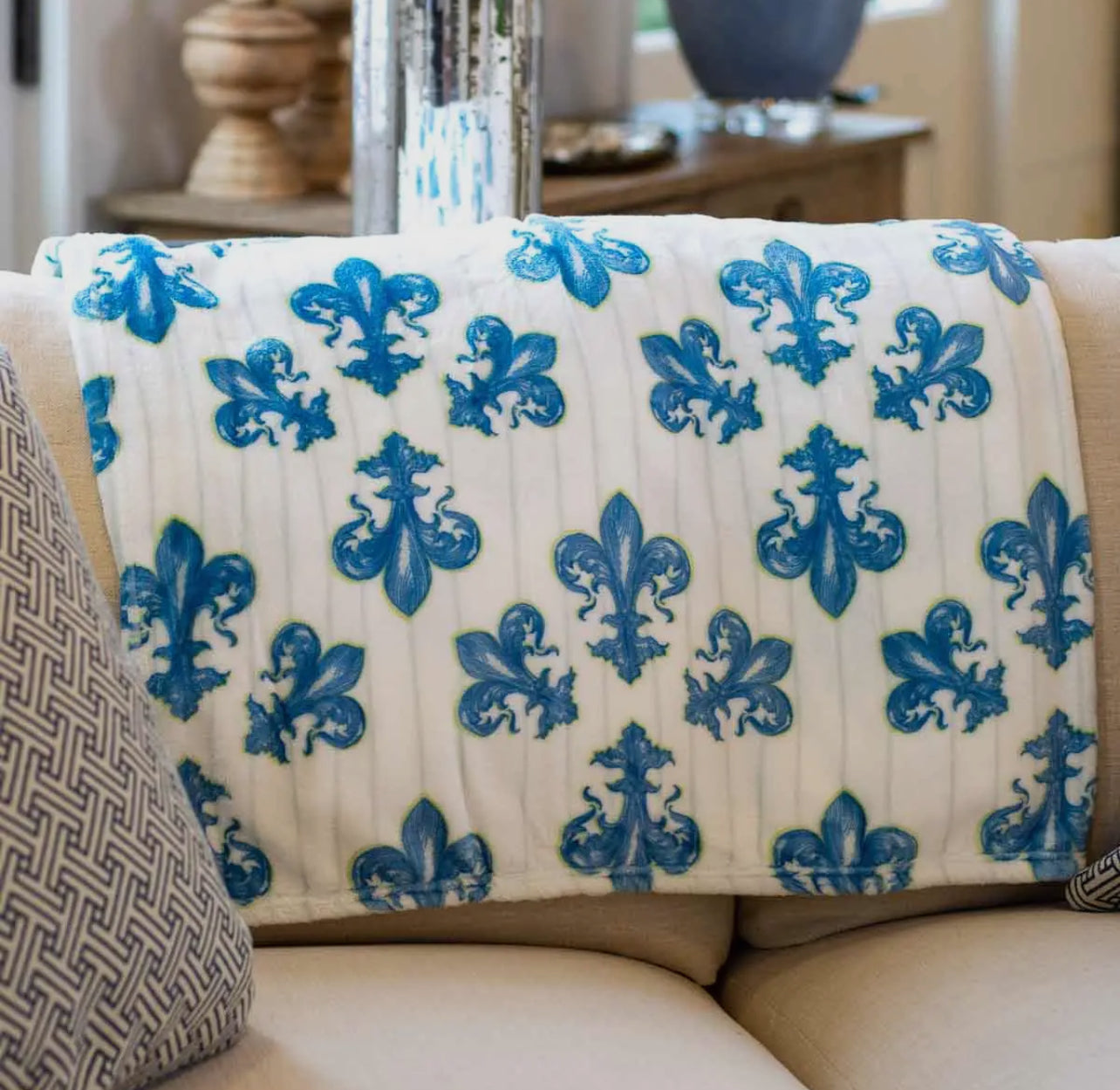 Fleur De Lis Throw